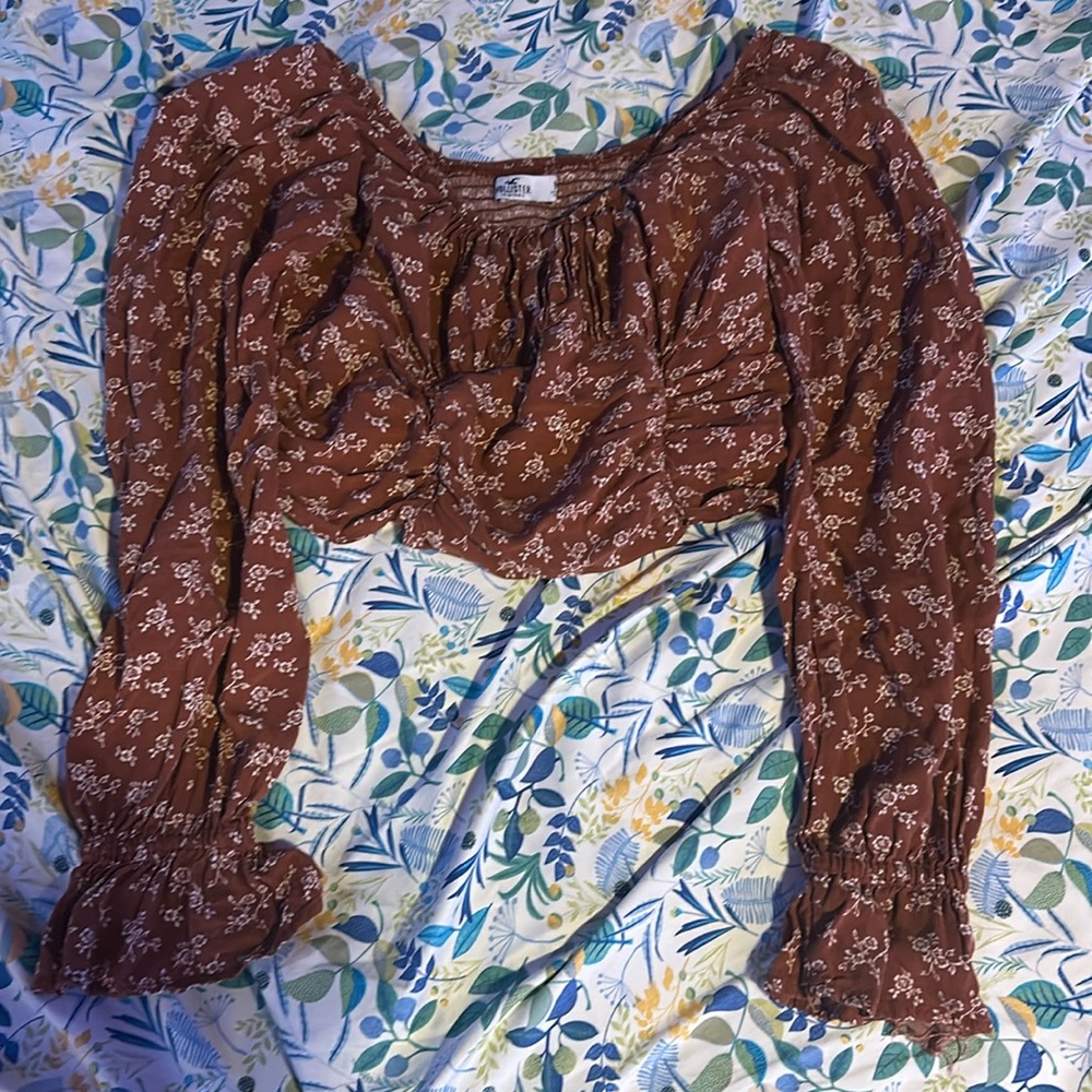 Hollister burnt orange floral top long sleeve
